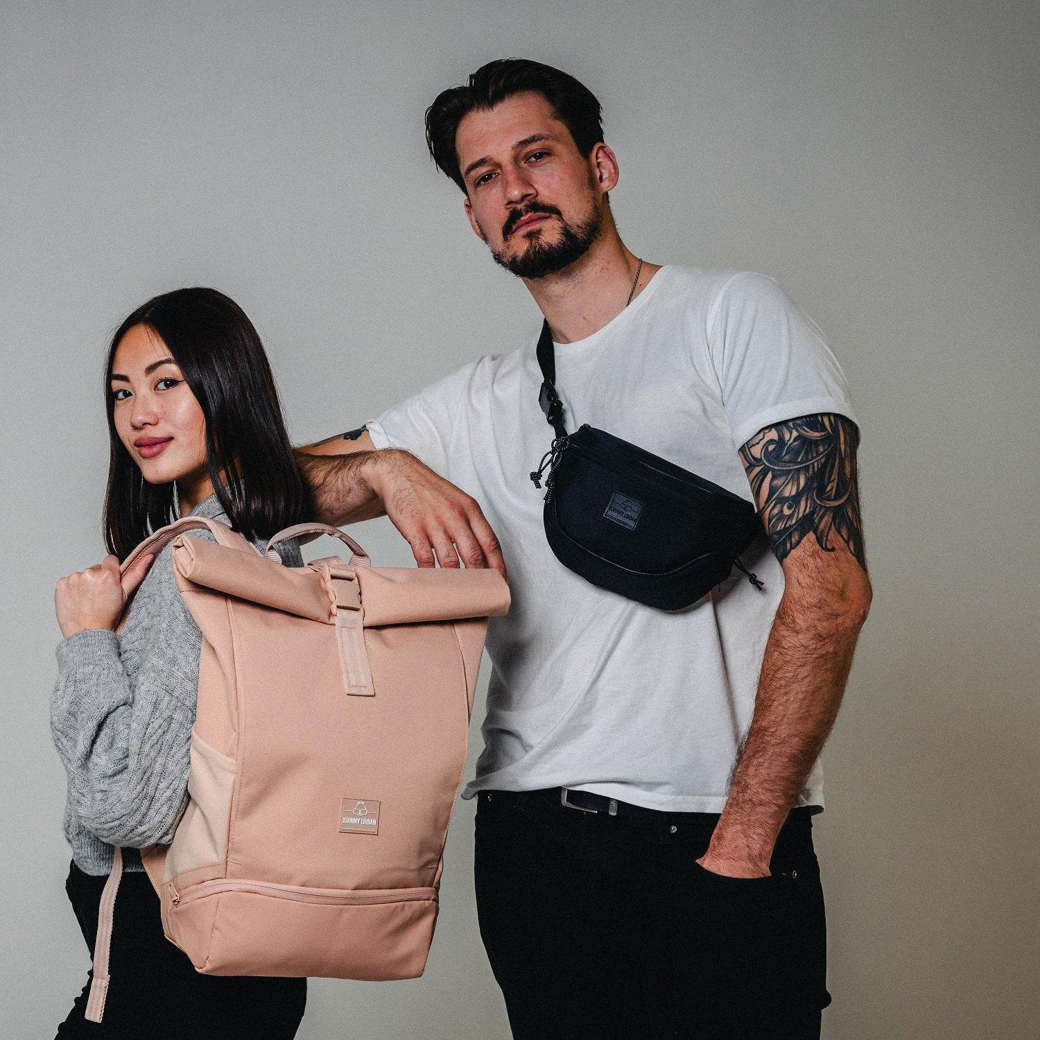 Moderne Bauchtaschen für Damen & Herren. ALT #farbe_schwarz