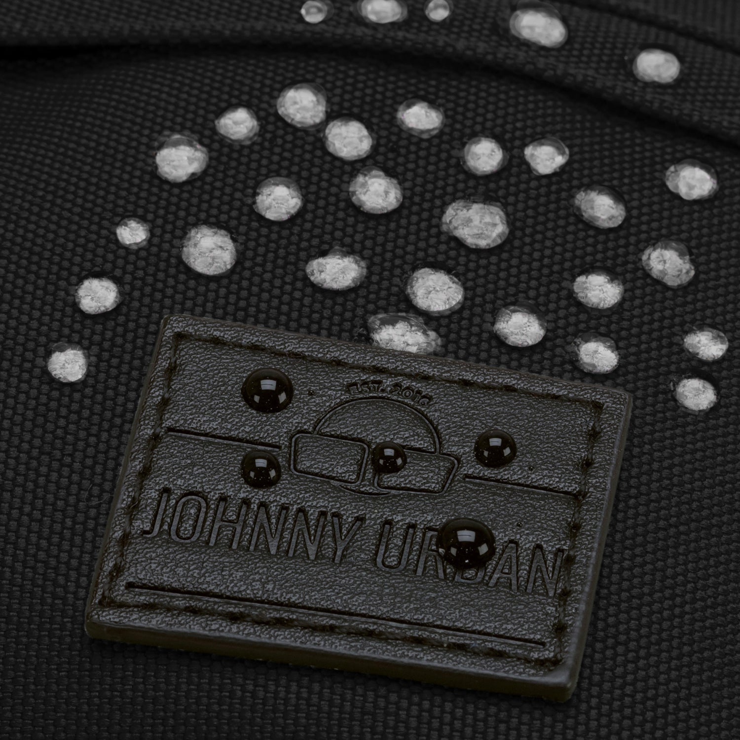 Hip Bag aus recyceltem PET & Wasserfest. ALT #farbe_schwarz