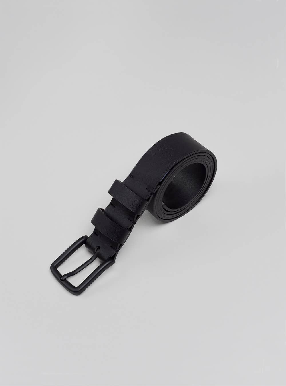 Essential Gürtel (Schwarz) — Veganes Leder