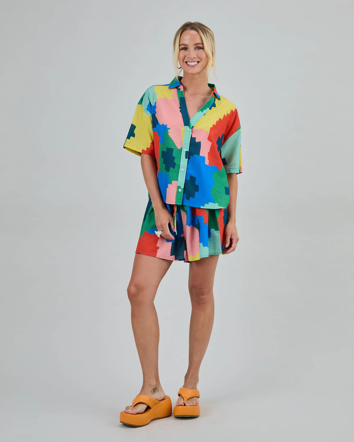 Maxi Flower Oversize Cropped Shirt