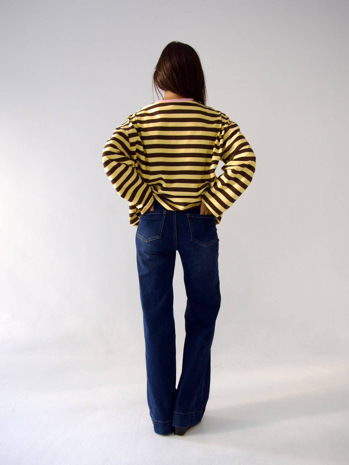 Núria T-shirt Yellow Brown