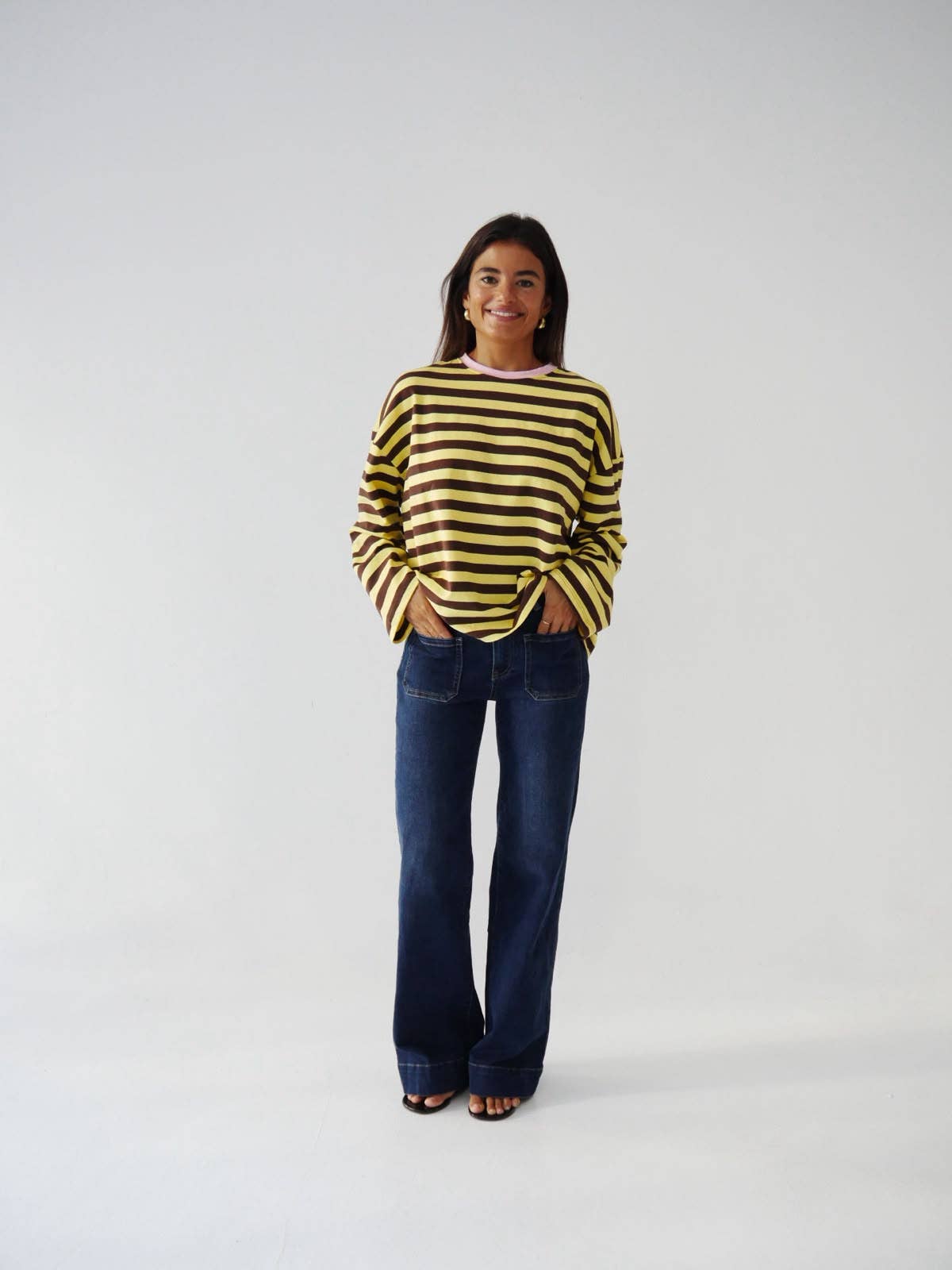 Núria T-shirt Yellow Brown