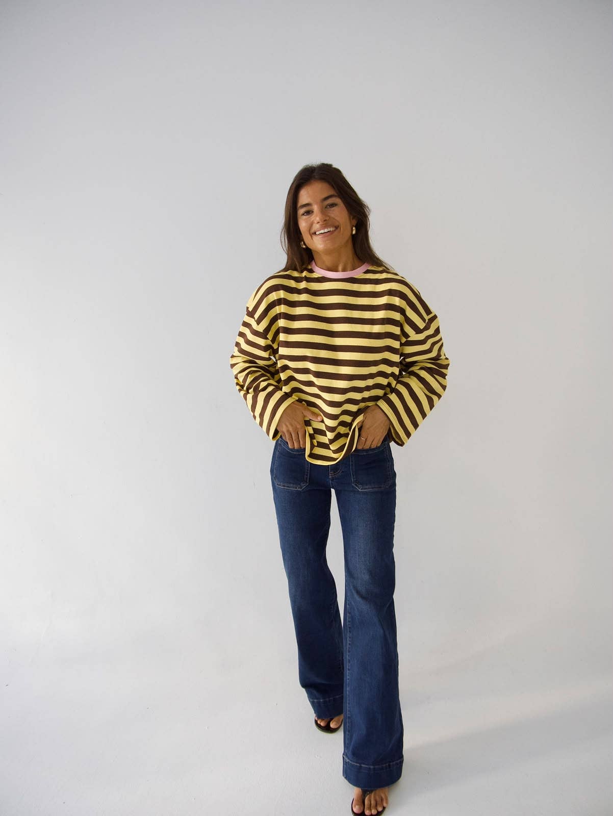 Núria T-shirt Yellow Brown