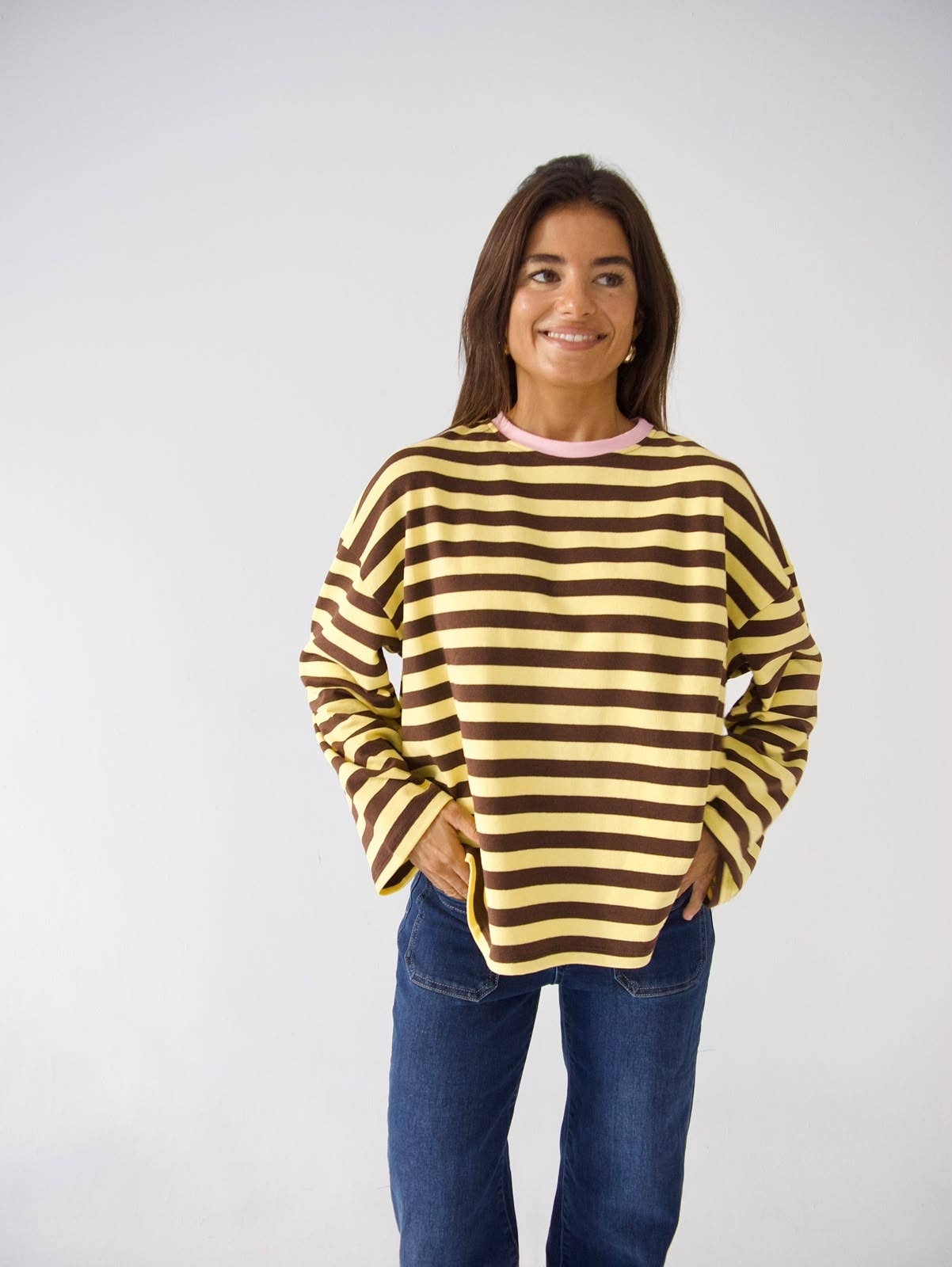 Núria T-shirt Yellow Brown