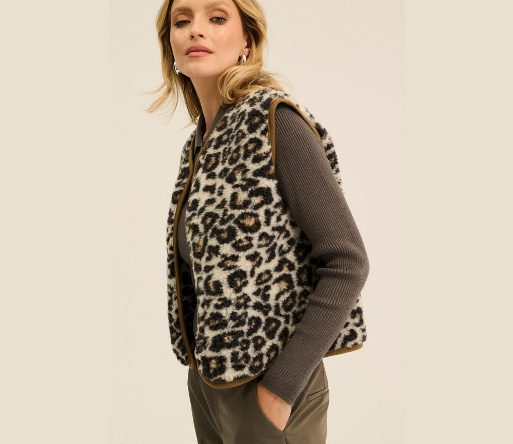 Vest - Leopard White
