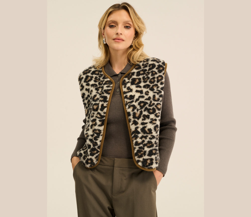 Vest - Leopard White