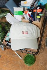 13:12 Dad Cap Wien Streetwear getragen, größenverstellbar, rote LED-Stickerei auf Front, Baumwolle