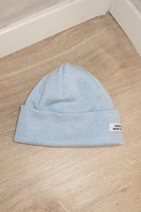 CROPPED MERINO WOOL BEANIE