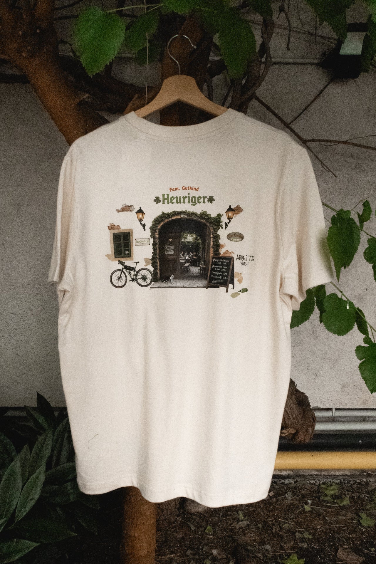 HEURIGER LOOSE FIT T-SHIRT