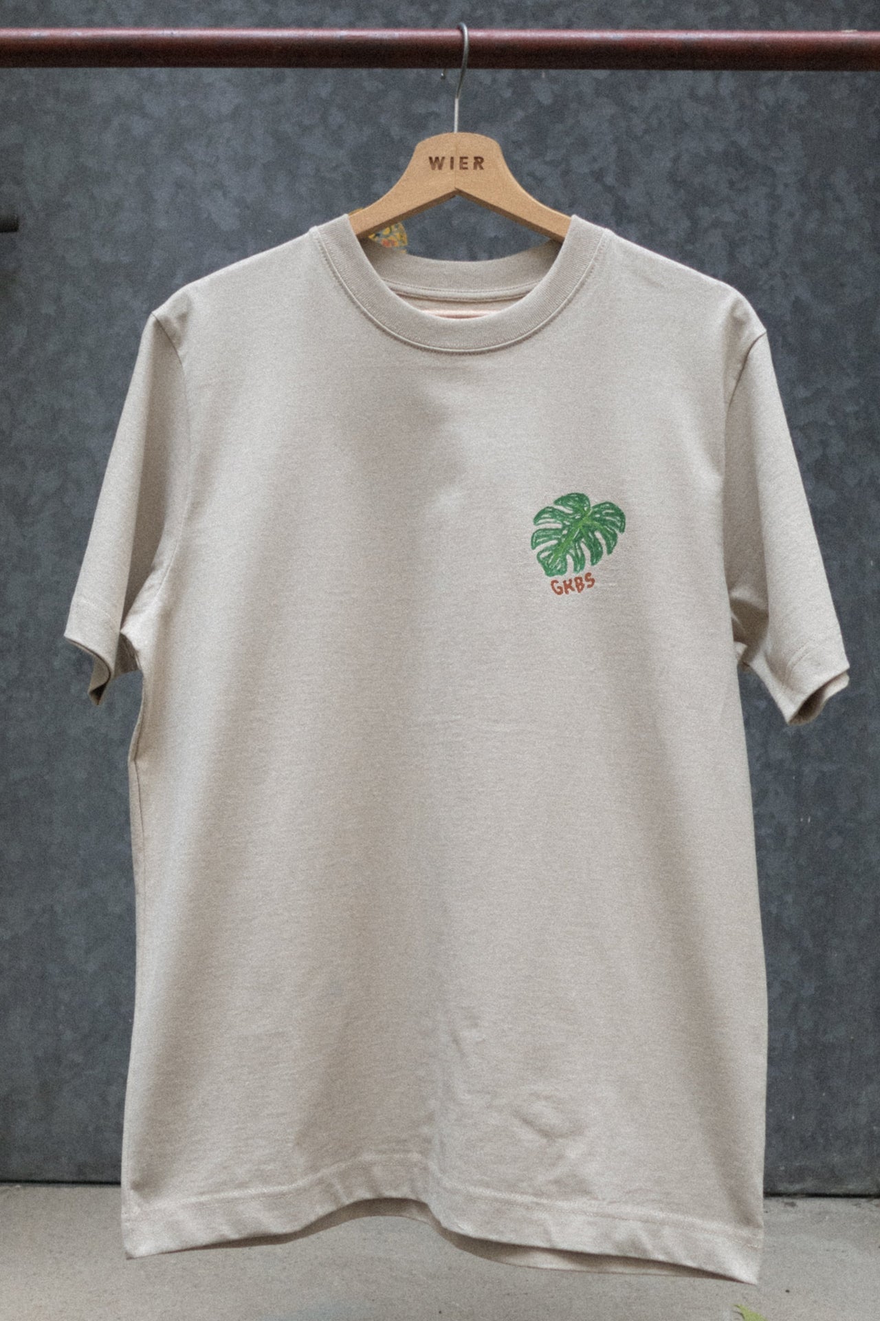 MONSTERA DELICIOSA OVERSIZED FIT T-SHIRT
