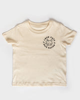 Love Cats Hate Racism Kids T-Shirt von NKSP – Vorderansicht