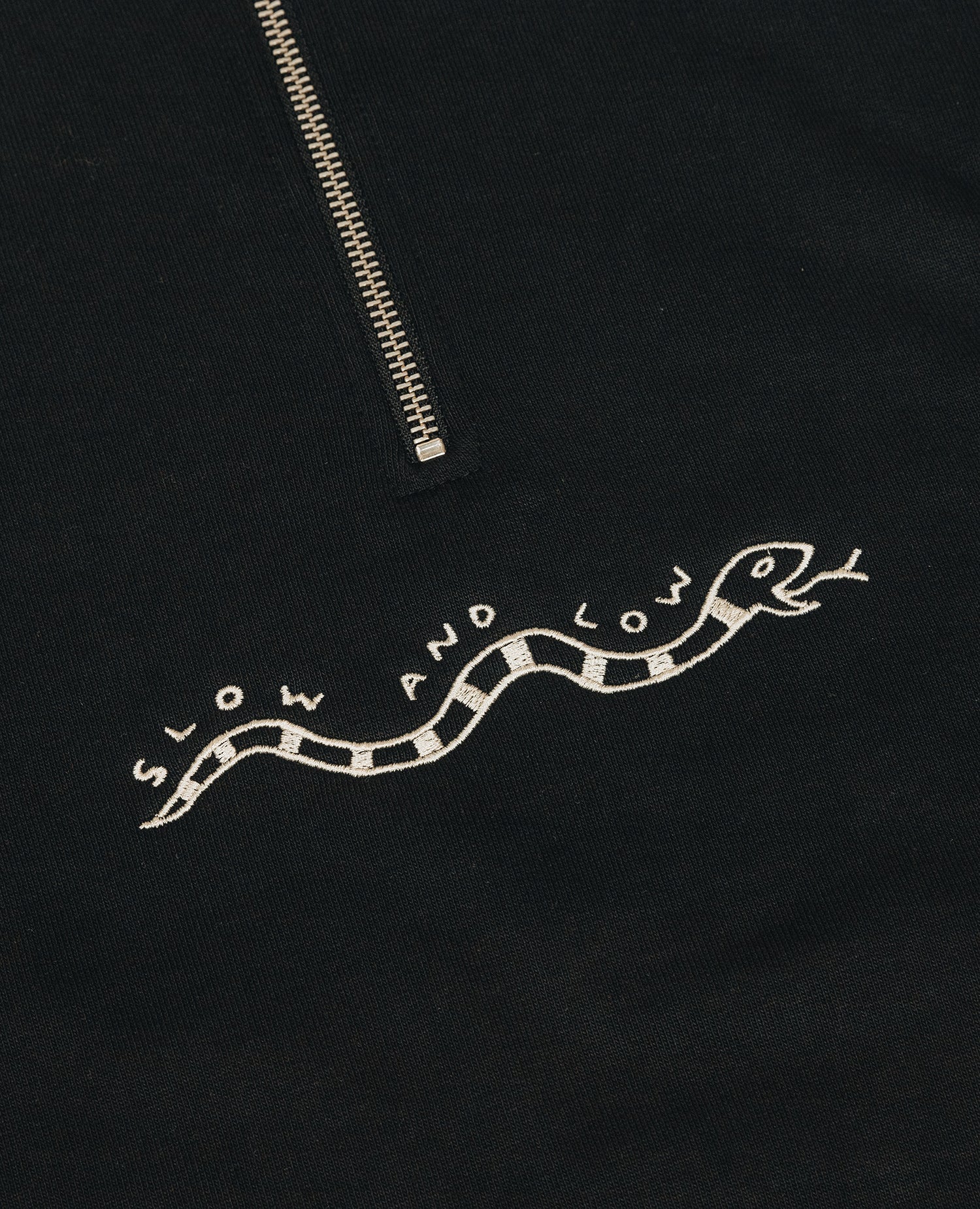Slow And Low Half-Zip von NKSP