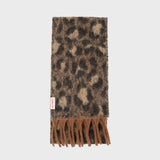 Scarf Leopard