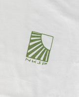 Schanigarten Liebe T-Shirt Natur von NKSP – Nahaufnahme Frontprint