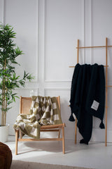 Die Teddydecke — 100% recycelt — khakifarbenes Karomuster