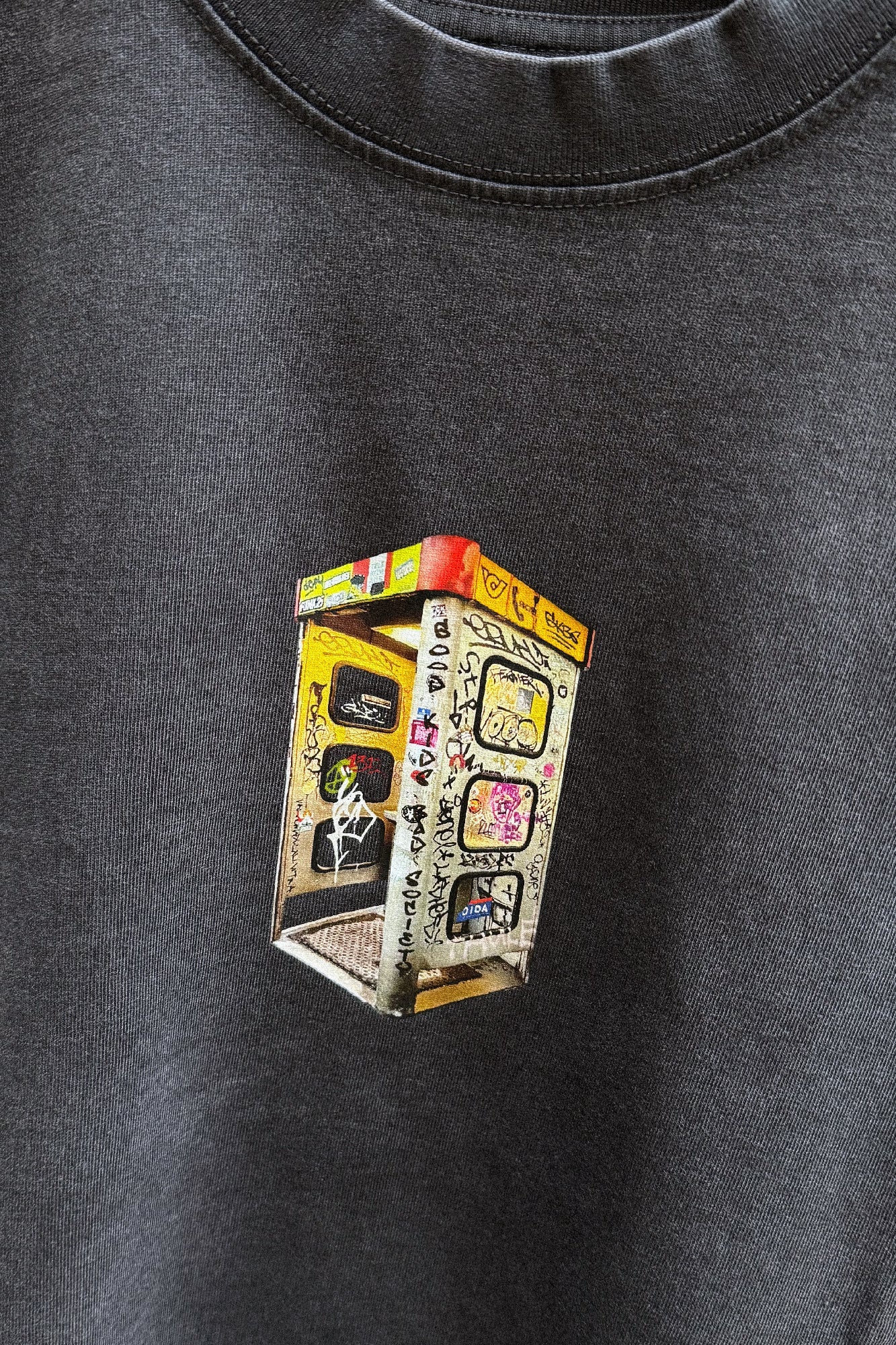 TELEFONZELLE OVERSIZED T-SHIRT