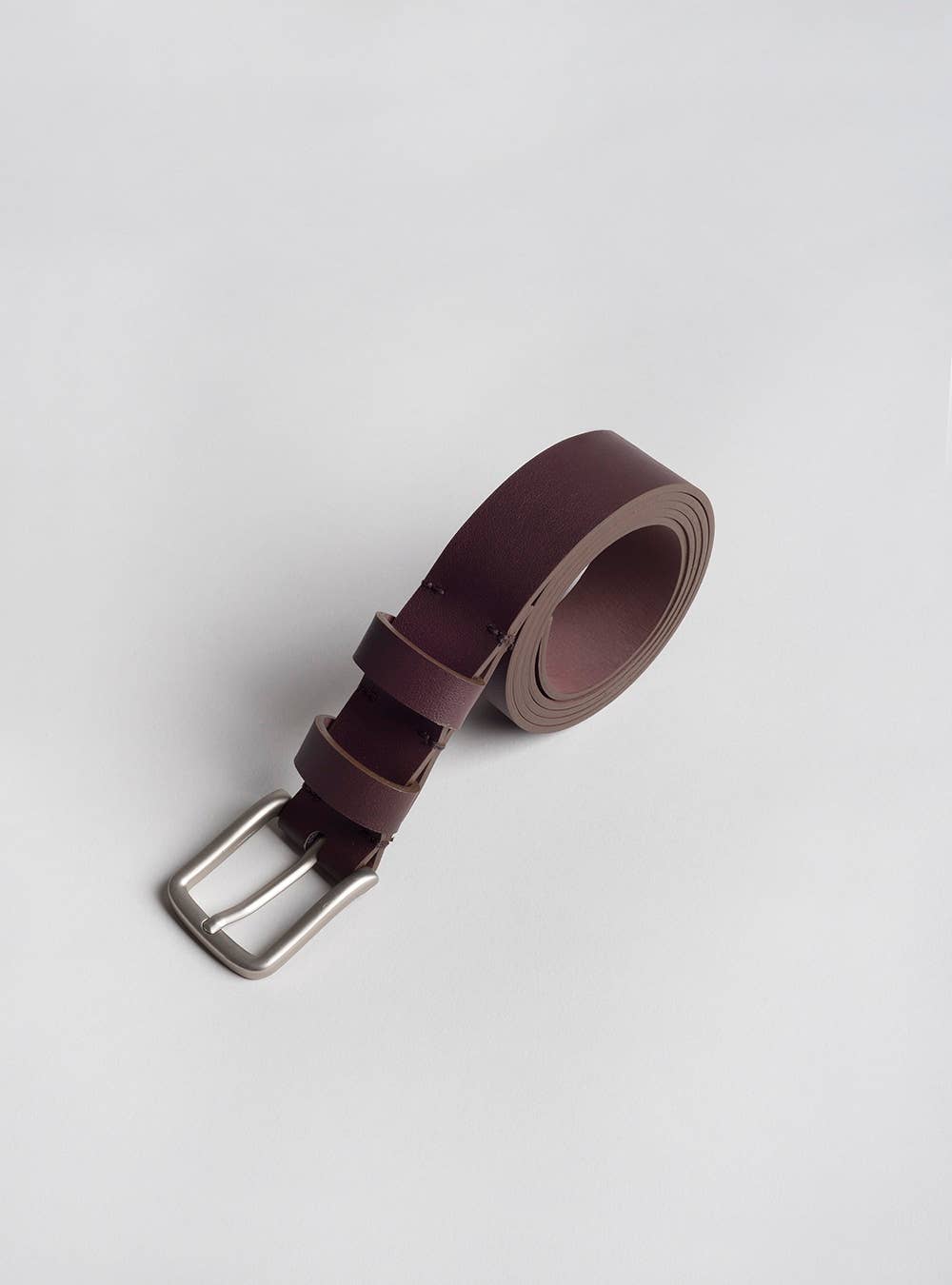 Essentieller Gürtel (Braun) — Veganes Leder